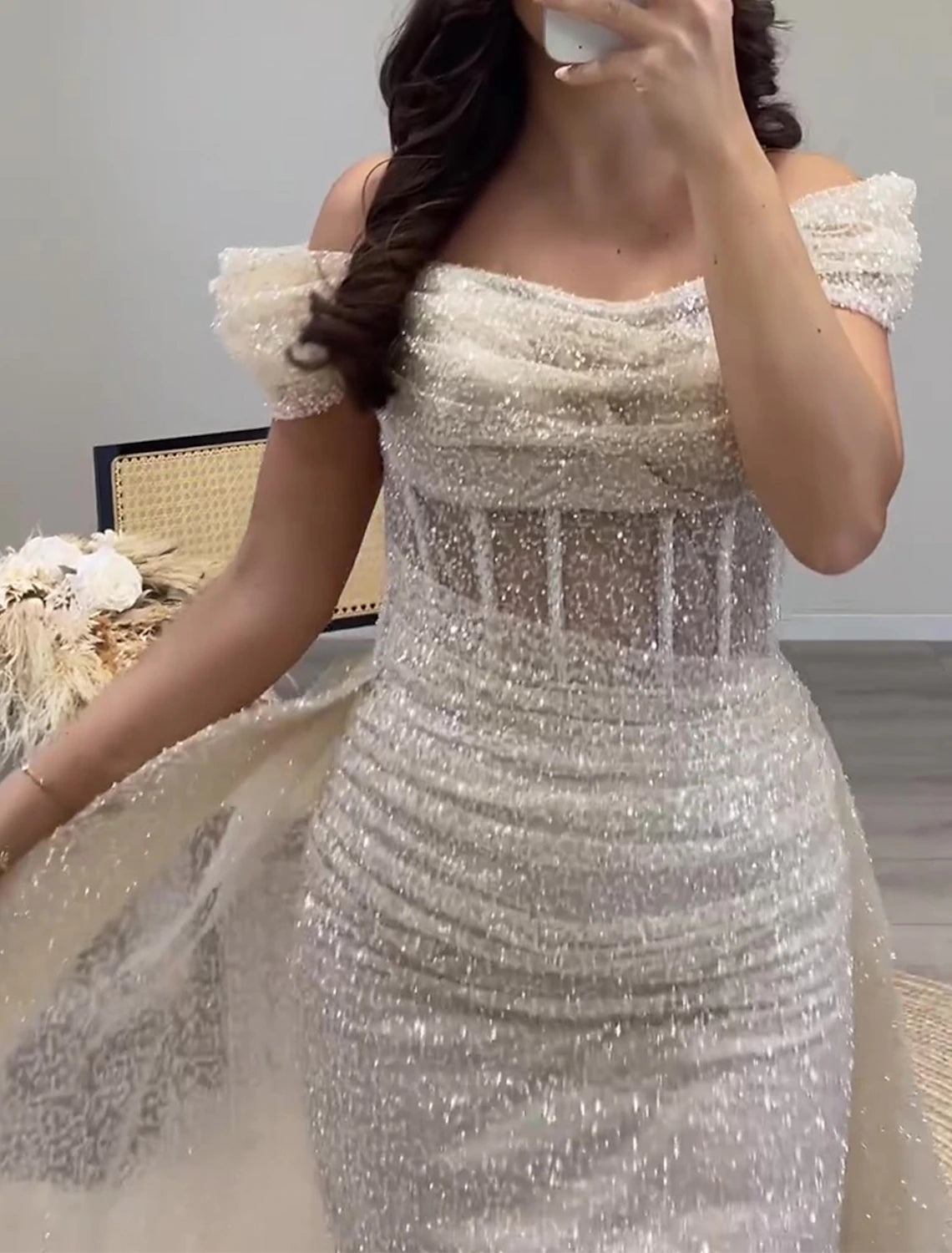 Weitese Sheath / Column Prom Dresses Elegant Dress Formal Prom Floor Length Short Sleeve Off Shoulder Sequined with Glitter Ruched