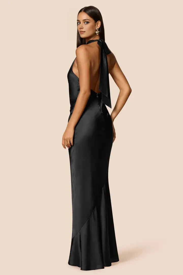 Fashion Sheath/Column High Neck Halter Sleeveless Low Back Floor-Length Evening Dress