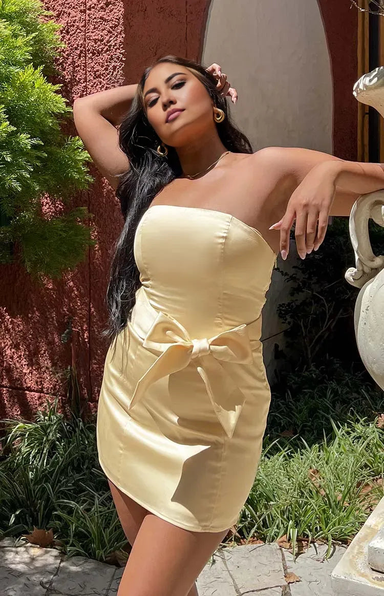 Fashion Sheath/Column Strapless Sleeveless Backless Above Knee Homecoming Dress