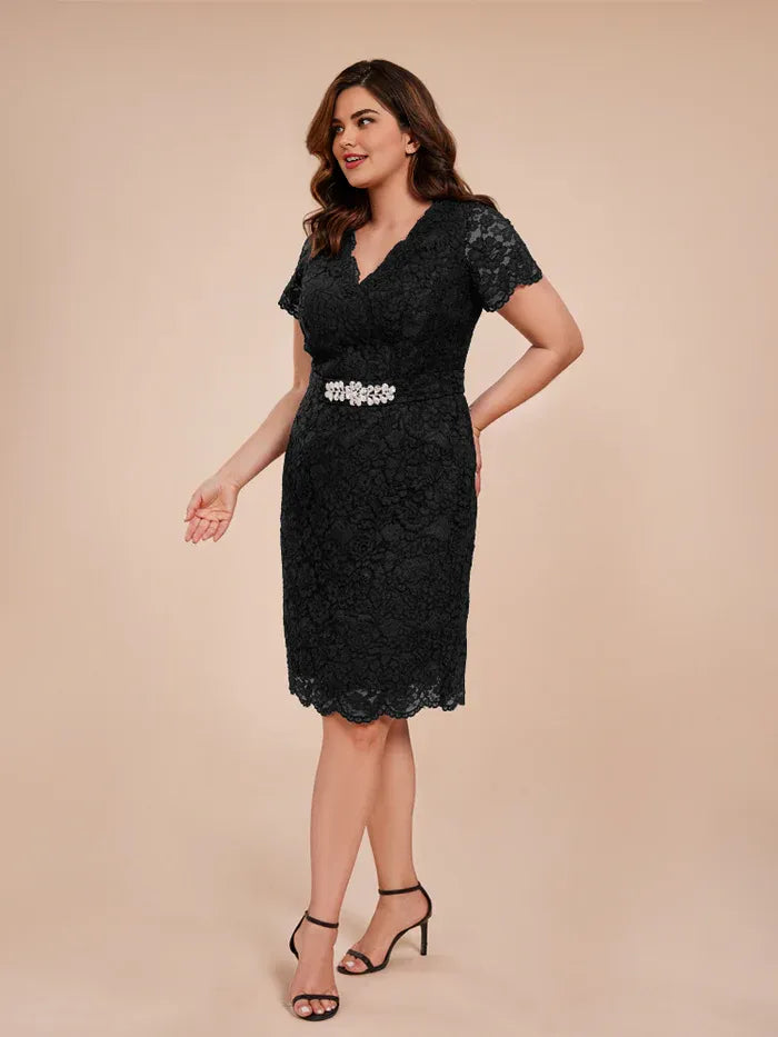 Fashion Sheath V-neck Short Sleeves Lace Knee-Length Plus Size Mother of the Bride Dress