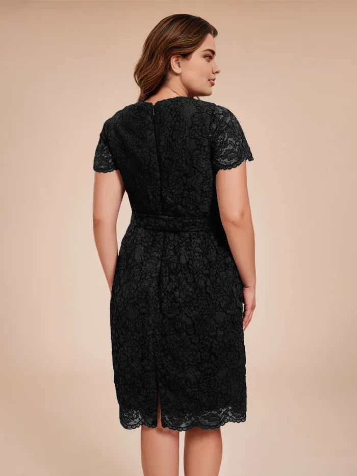 Fashion Sheath V-neck Short Sleeves Lace Knee-Length Plus Size Mother of the Bride Dress