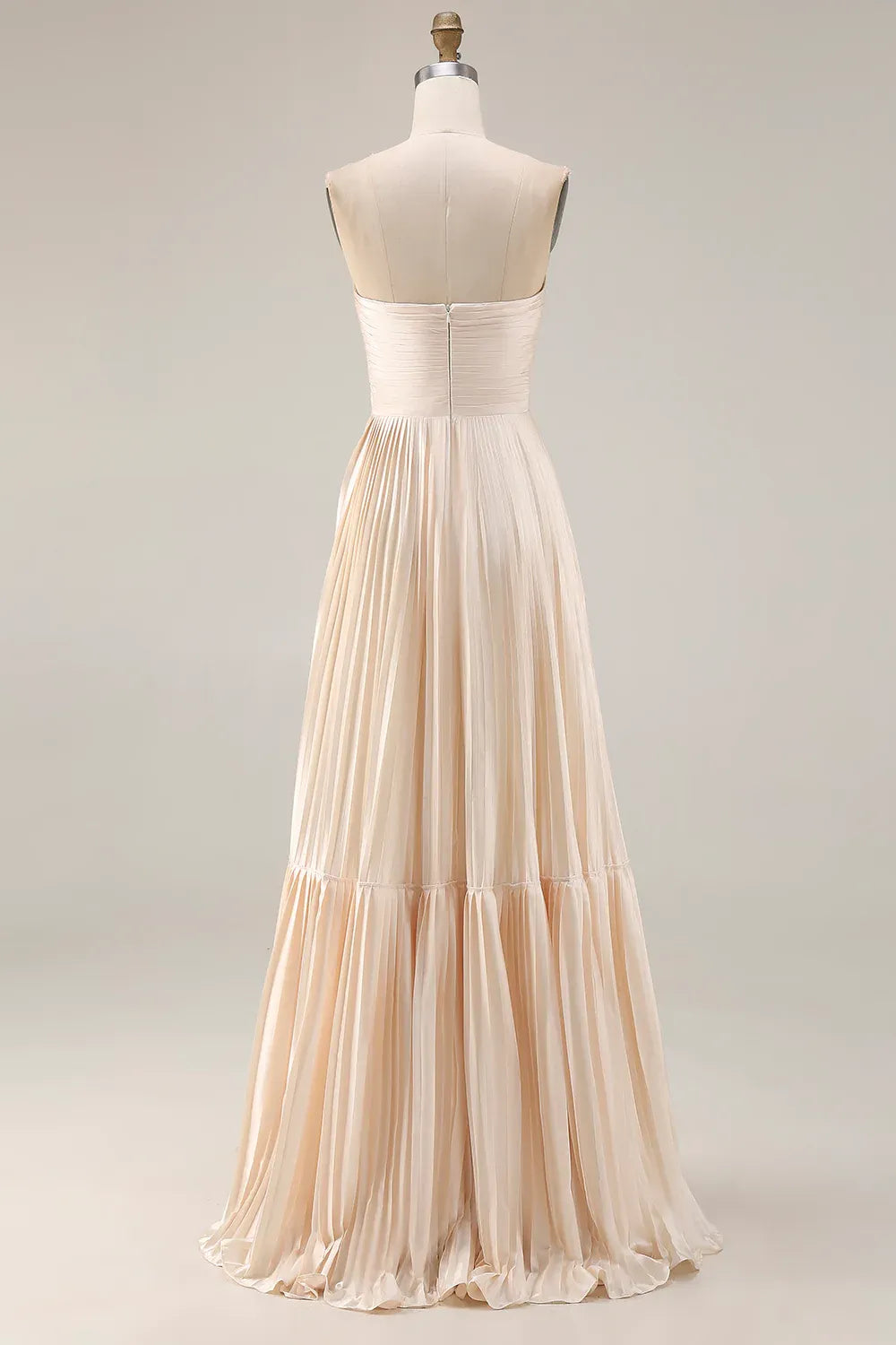 Fashionable A Line Strapless Sleeveless Satin Pleated Floor-Length Prom Dress