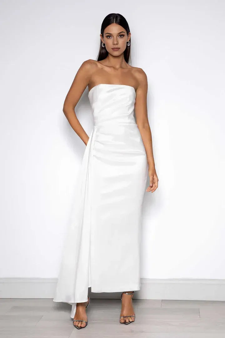 Fashionable Bodycon Strapless Sleeveless Satin Floor-Length Wedding Dress