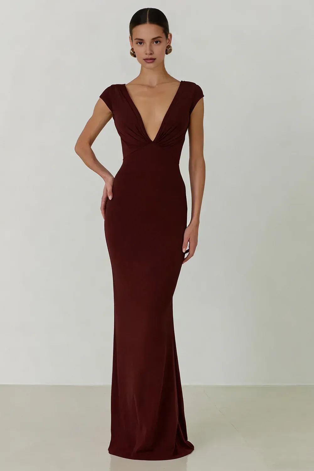 Fashionable Mermaid V-Neck Short Sleeves V Back Pleated Floor-Length Prom Dress