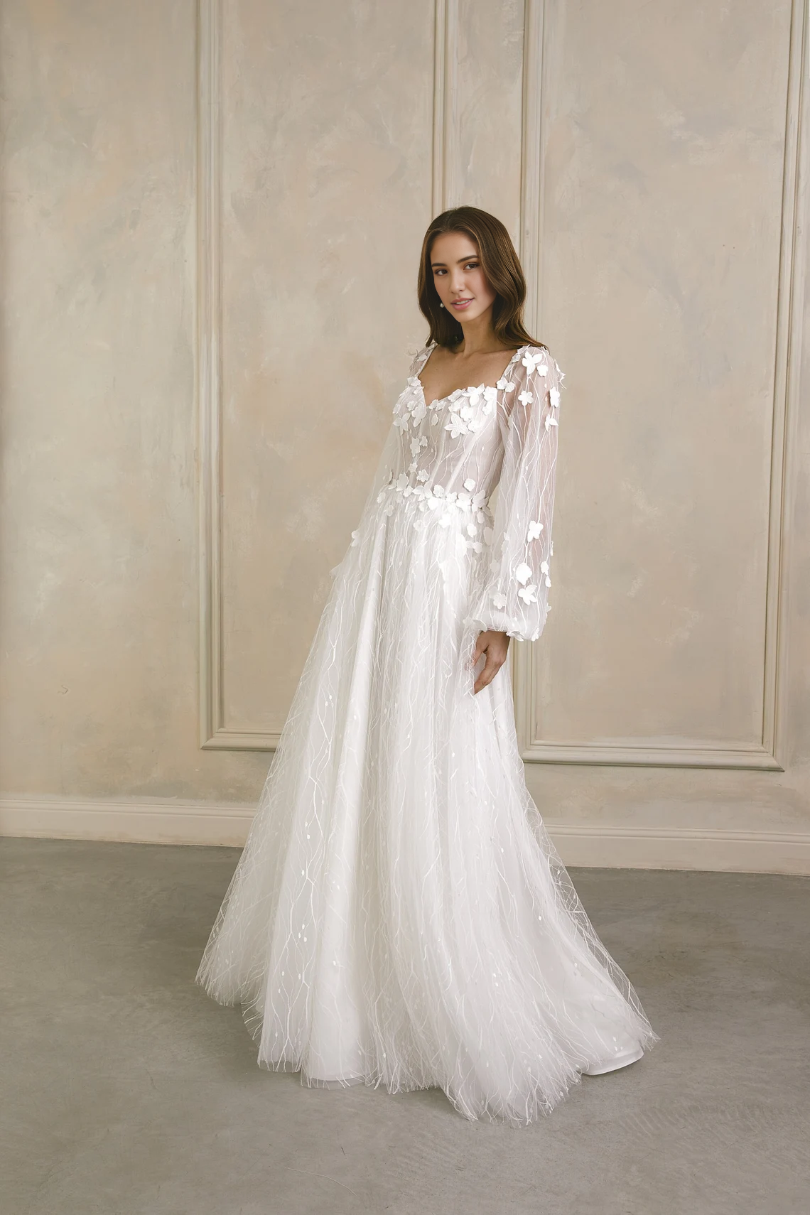 Floral Wedding Dress Long Sleeve Sweetheart Neck Romantic Tulle Wedding Dress For Bride A Line Wedding Gown Floor Length