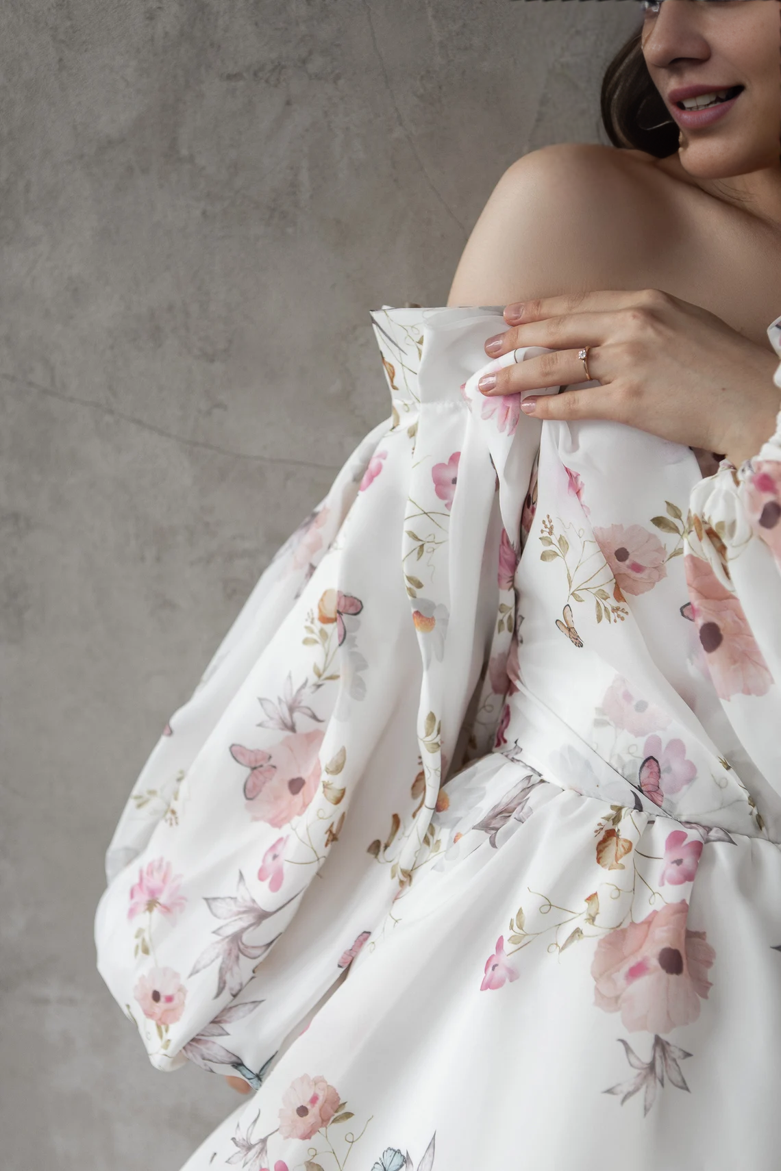 Floral Wedding Dress Princess' Dress Bride Dress Wedding Dress Long Train Off-the-shoulder Long Sleeves