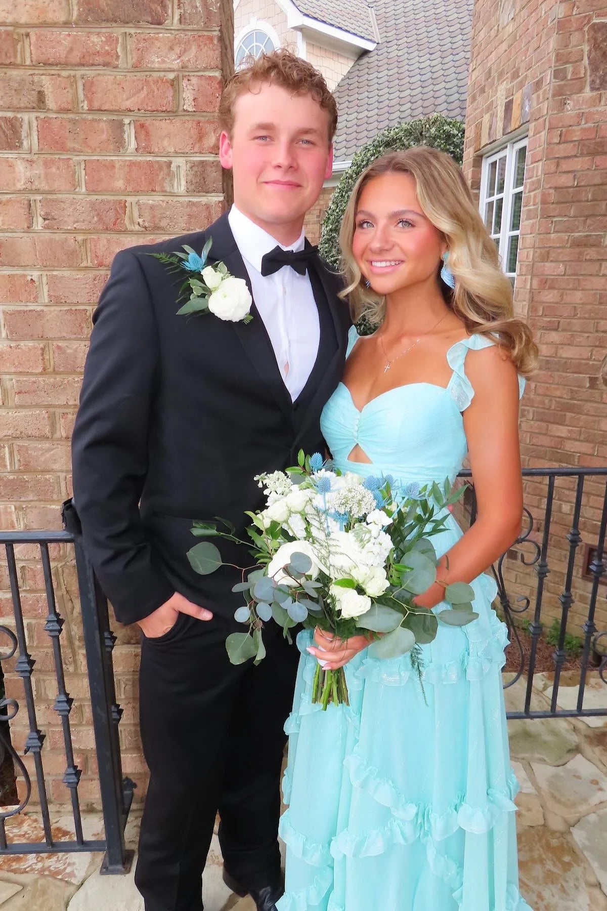 Formal Wear Dresses/Straps Light Blue Chiffon Ruffles Long Prom Dress