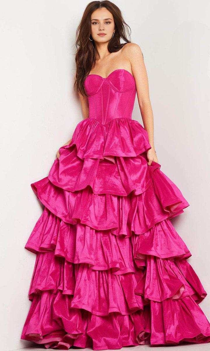 Robes de soirée pour femmes / Robe de bal trapèze bustier à volants et décolleté en cœur / Robe de bal en magasin 