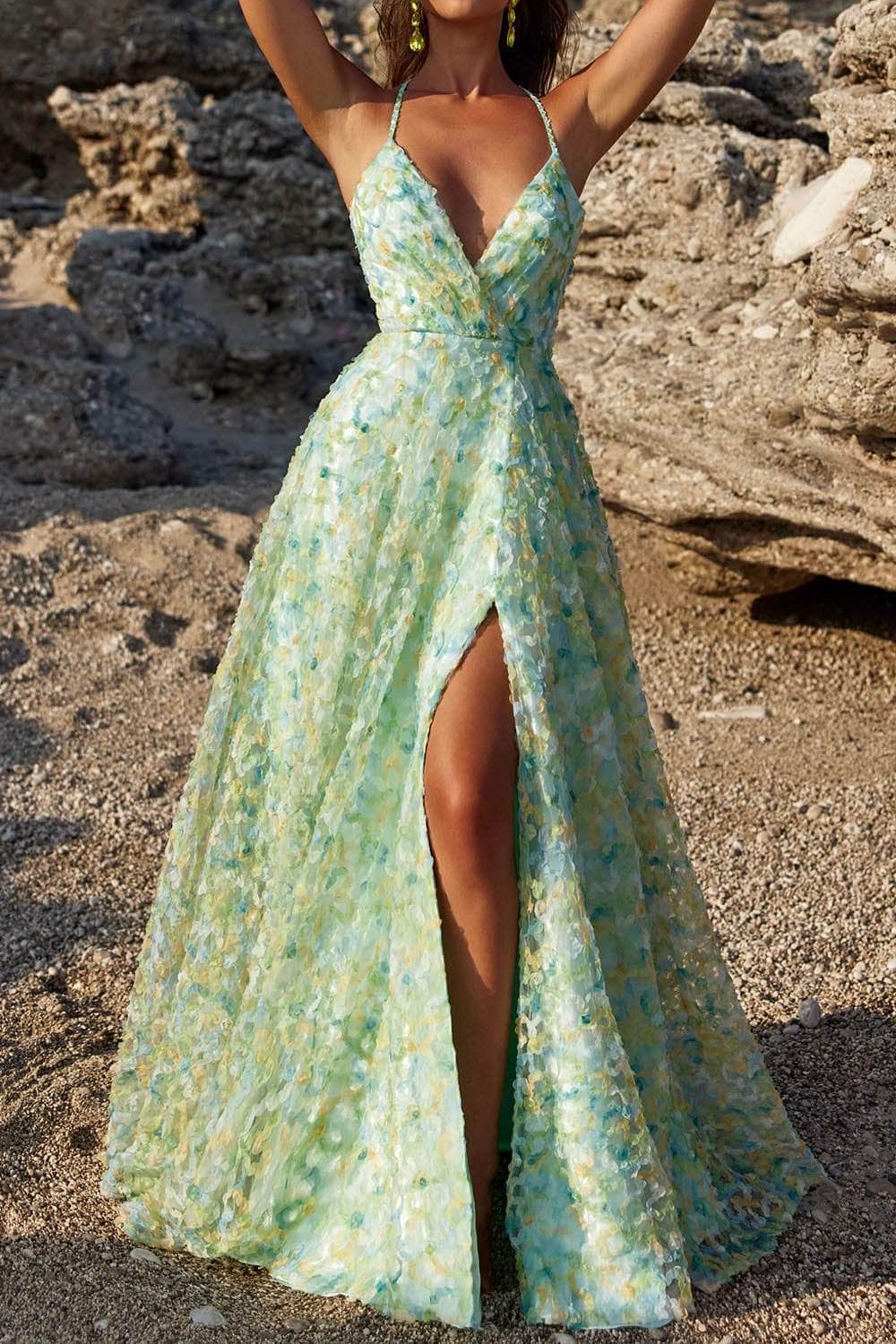 Formal Women's Dresses Handmade A-line V-Neck Appliqued Prom Gown Sleeveless Floor Length Prom Dresses Stores