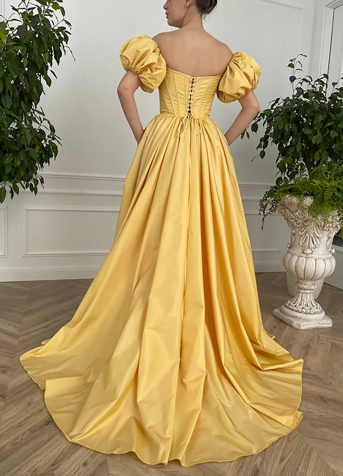 Formal Women's Dresses Vintage Fairy Corset Dress A line Straight Long Yellow Prom Dress Ball Gown Short Sleeve Wedding Ball Gown Prom Dress with Slit  Prom Dress Shop