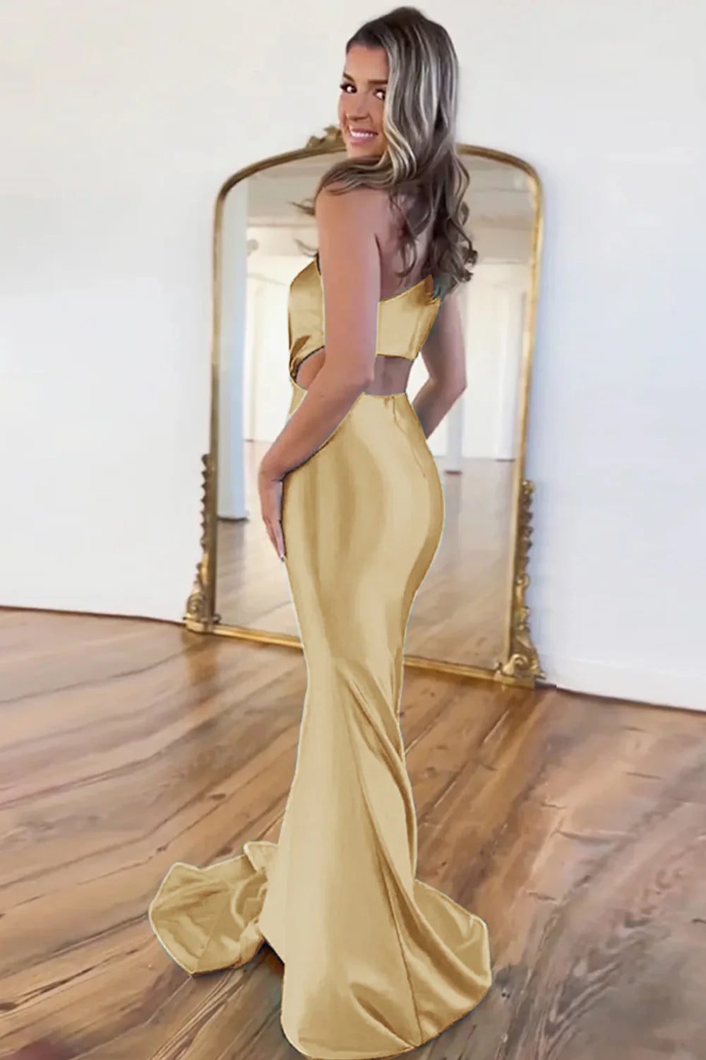 Vestido de fiesta de sirena con un solo hombro y aberturas