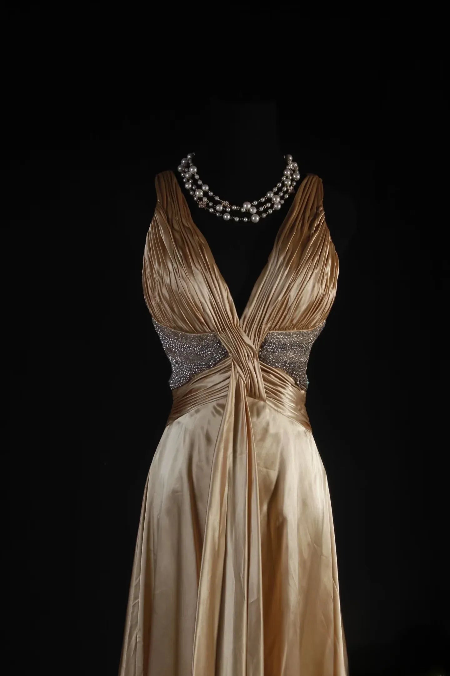 Glamorous A-Line Halter V-Neck Beaded High-Low Satin Floor-Length Evening Gown