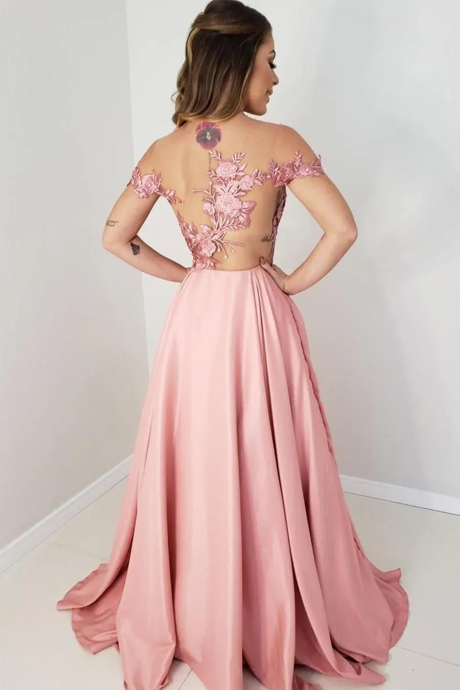 Glamorous Ball Gown Off Shoulder 3D Floral Lace Satin Maxi Prom Dress