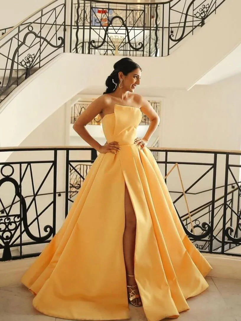 Glamorous Ball Gown Strapless High Slit Satin Maxi Prom Dress