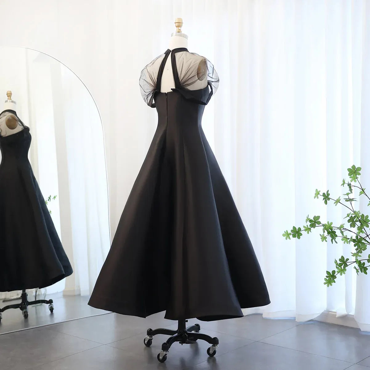 Glamorous Ballgown Off-The-Shoulder Short Sleeve Sheer Tulle Satin Evening Dress With Train