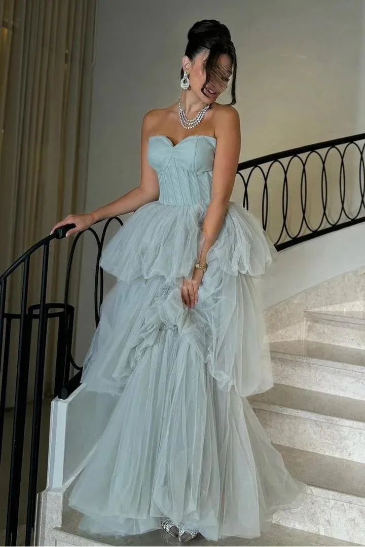 Glamorous Ballgown Strapless Sleeveless Backless Tiered Tulle Maxi Prom Dress