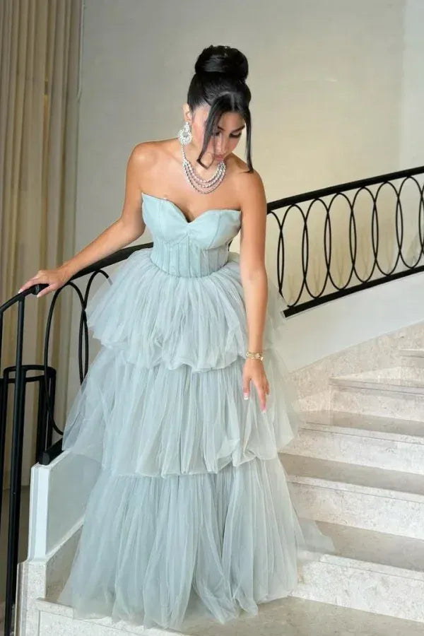 Glamorous Ballgown Strapless Sleeveless Backless Tiered Tulle Maxi Prom Dress