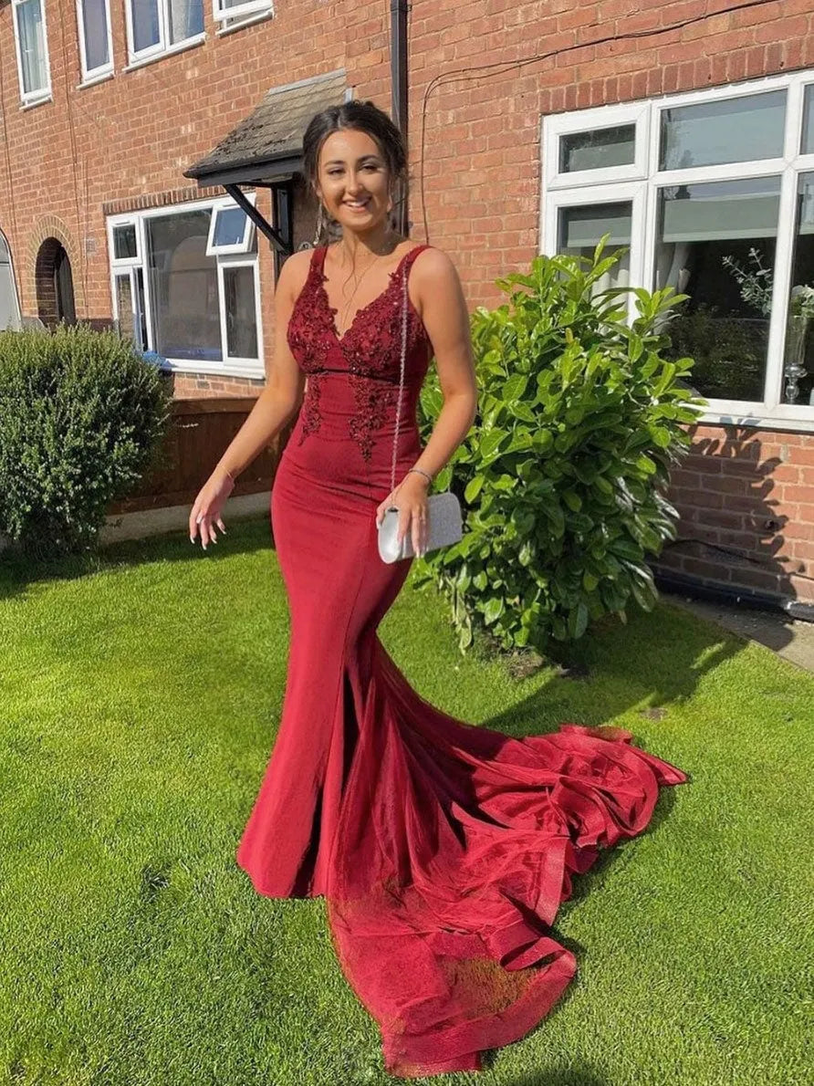 Glamorous Mermaid V-Neck Sleeveless Lace Beaded Tulle Maxi Prom Dress