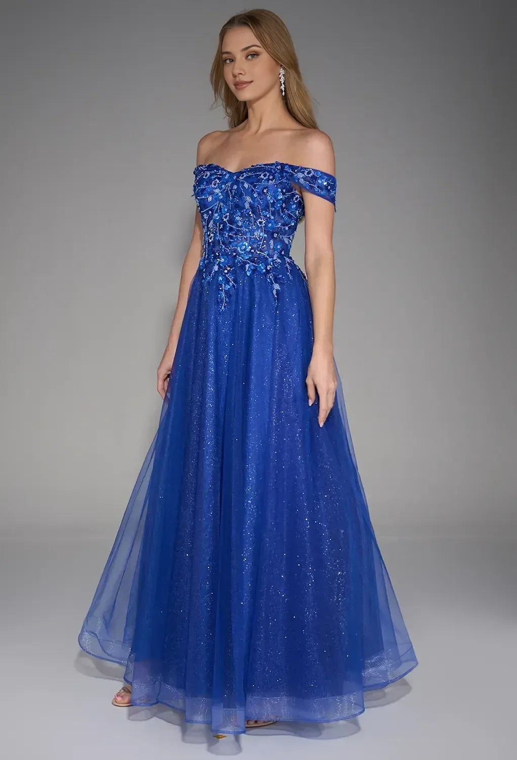 Glamorous A-line Sweetheart Neck Sleeveless Pleated Tulle Floor Length Prom Dress