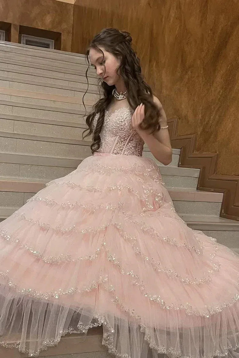 Glamorous Tiered Sleeveless Lace Tulle Ball Gown Prom Dress