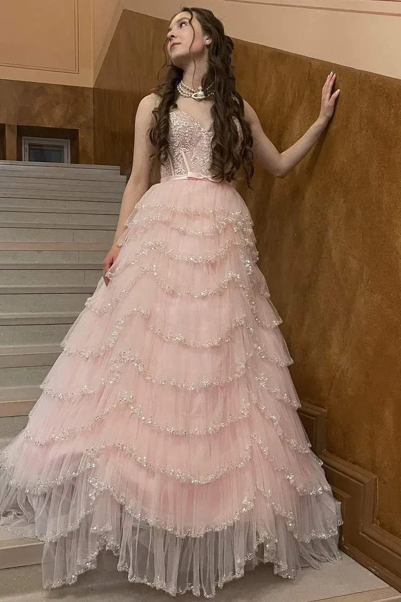 Glamorous Tiered Sleeveless Lace Tulle Ball Gown Prom Dress