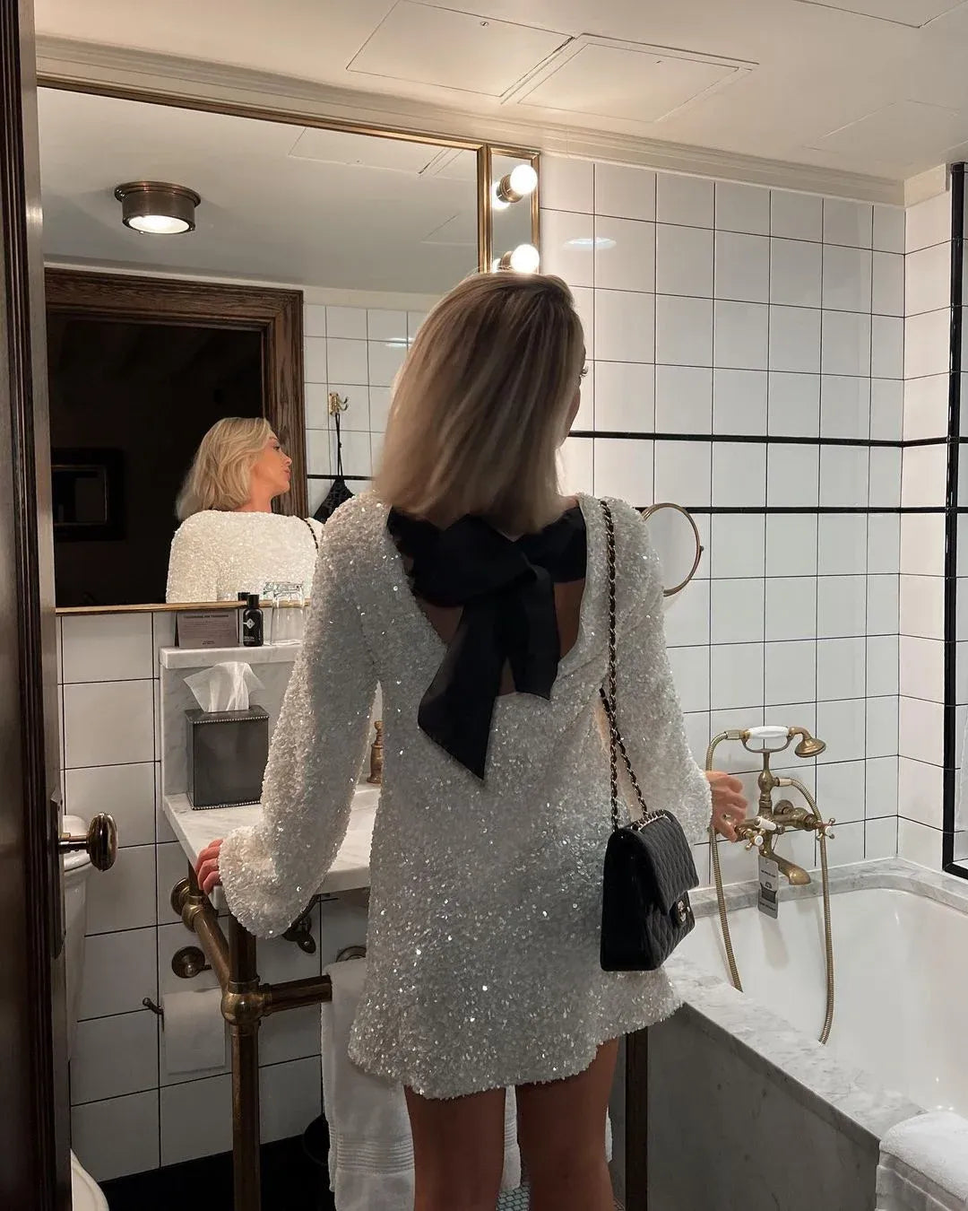 Glamorous A-Line Crew Neck Long Sleeve Bow Sequin White Mini Homecoming Dress