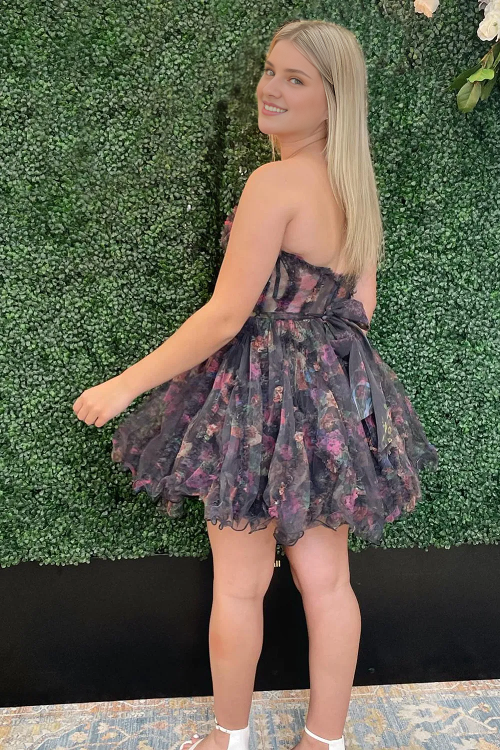 Gorgeous A Line Sweetheart Floral Printed Short Homecoming Dress