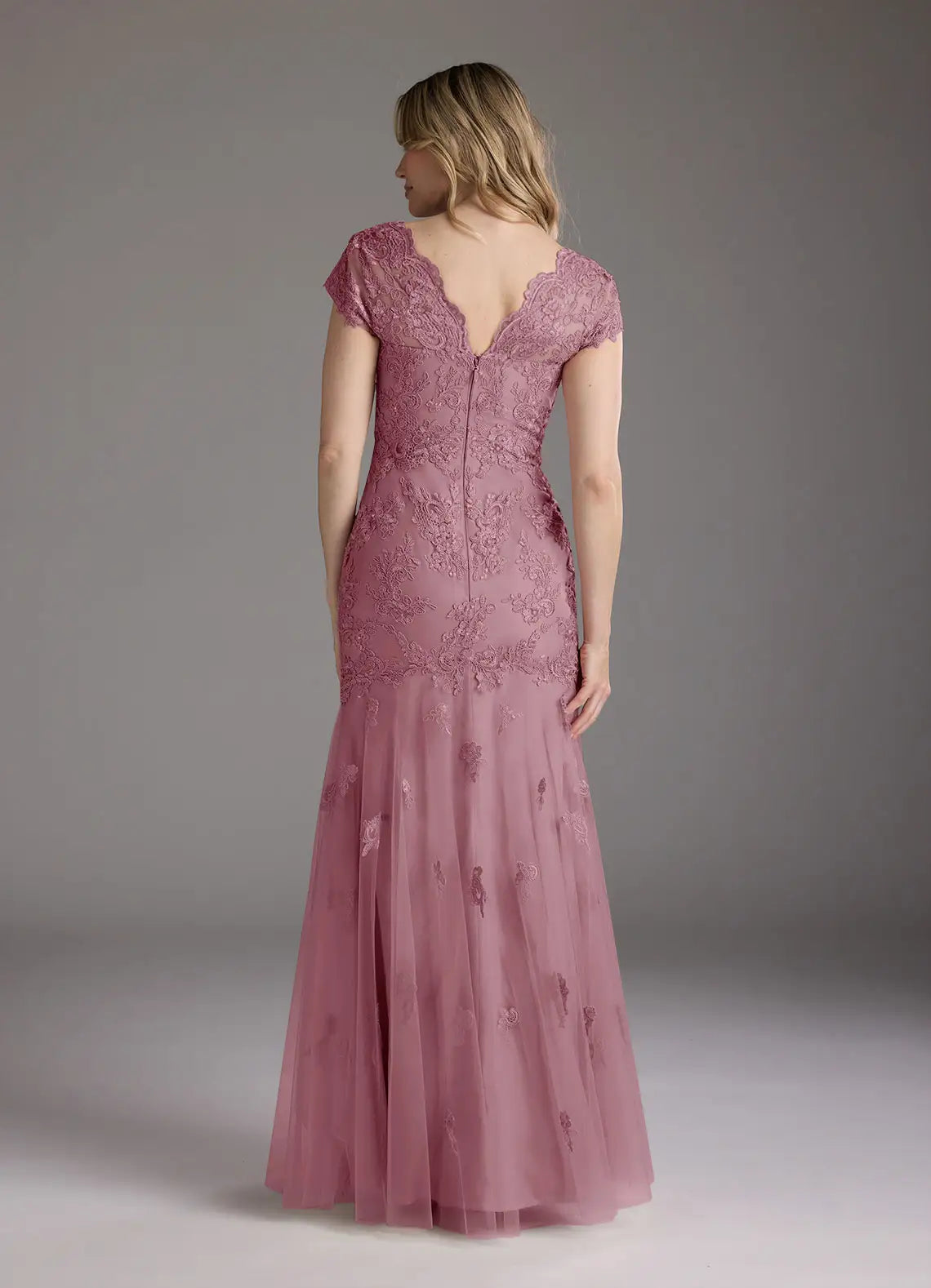 Gorgeous Mermaid V-Neck Cap Sleeves Back Zip Floor-Length Mother of the Bride Dress