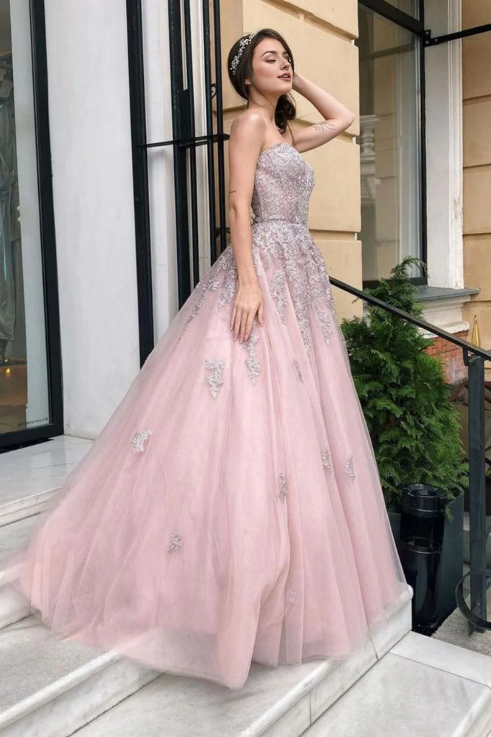 Gorgeous A Line Sweetheart Long Prom Dress with Appliques