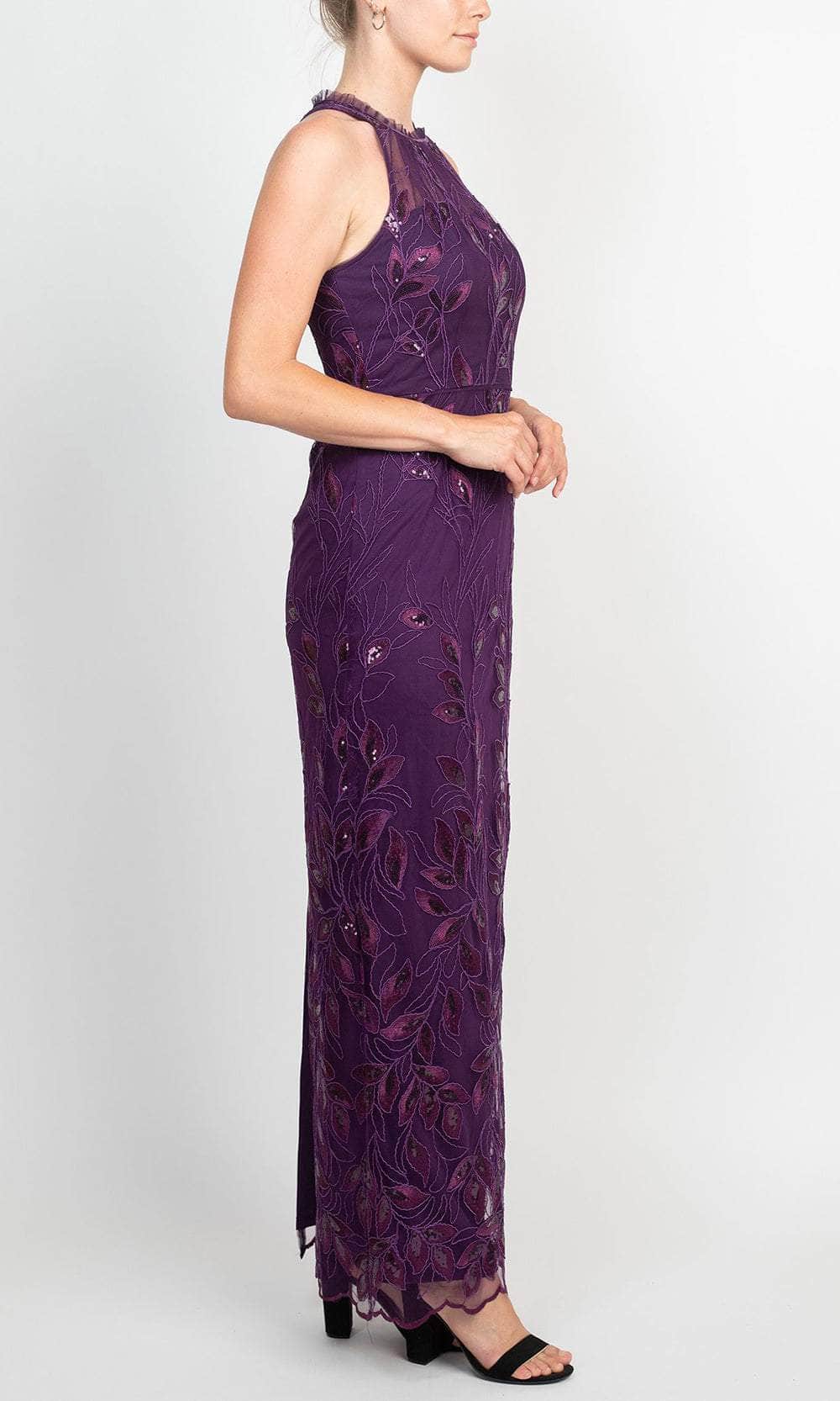 Gowns Evening Dresses/ Embroidered Sleeveless Ruffled Halter Sheath Formal Dress Prom Dress/ Evening Dresses/ Formal Women's Dresses/ Prom Dress Shops