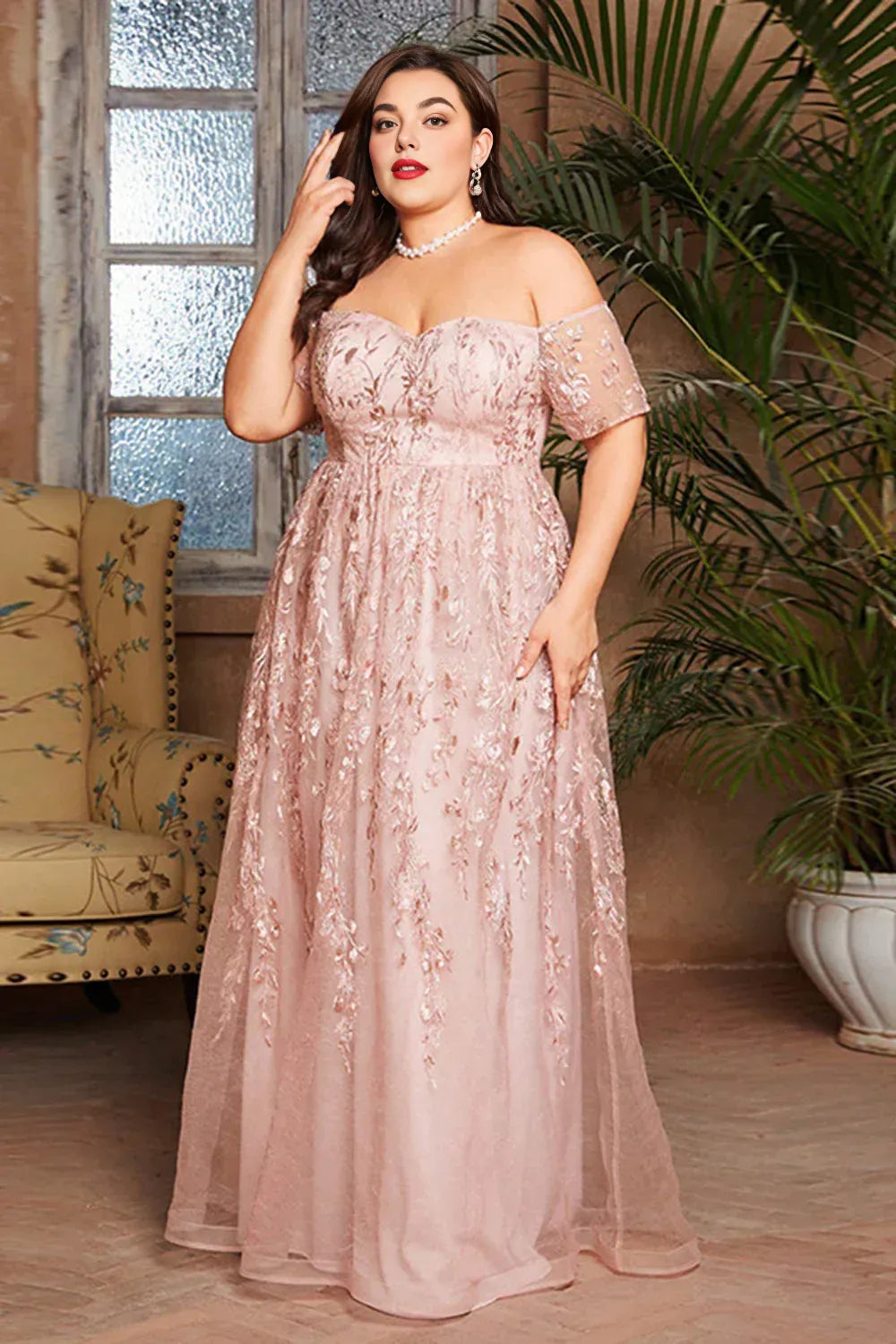 Graceful A-Line Off the Shoulder Short Sleeve Tulle Appliques Floor-Length Plus Size Mother of the Bride Dress