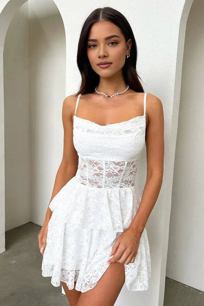 Graceful A-Line Spaghetti Straps Sleeveless Tiered Lace Short-Mini Homecoming Dress