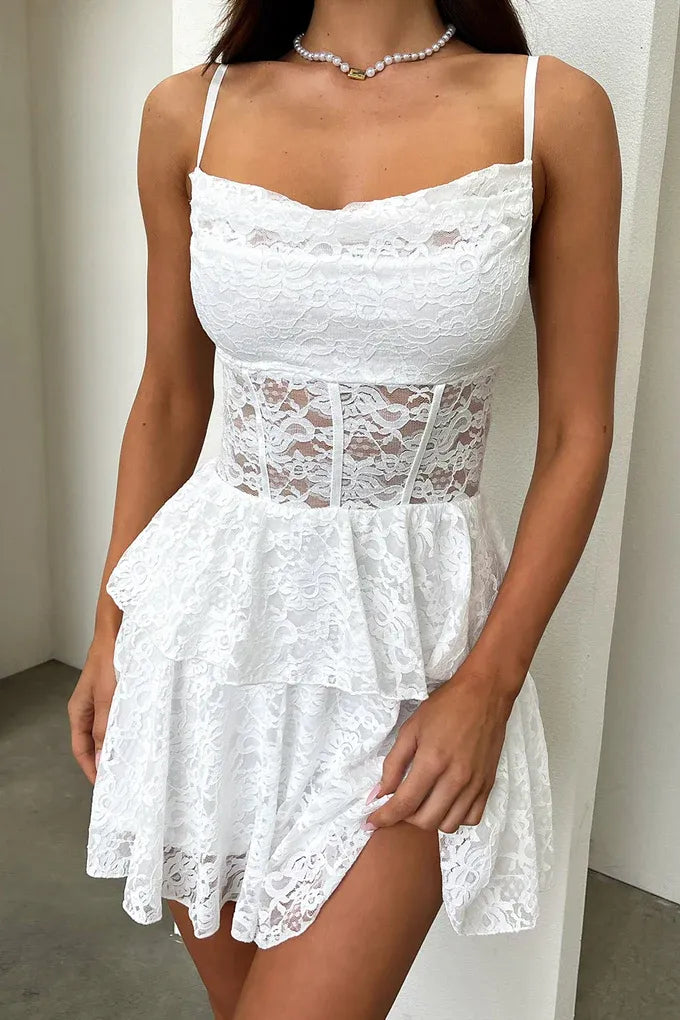 Graceful A-Line Spaghetti Straps Sleeveless Tiered Lace Short-Mini Homecoming Dress