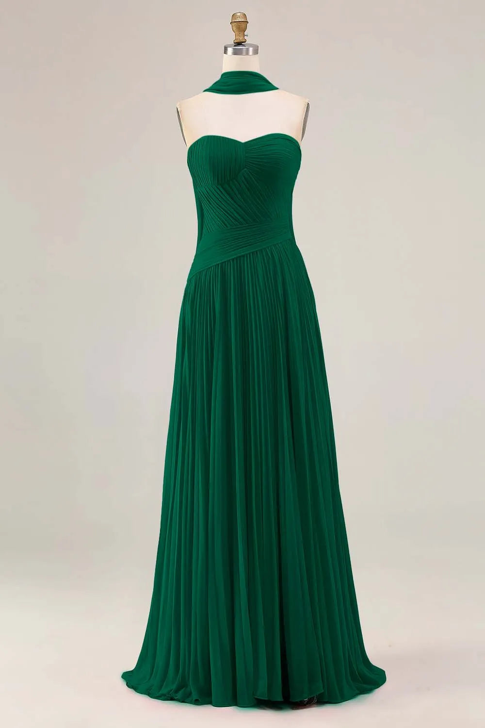 Graceful A Line Strapless Sleeveless Tulle Pleated Floor-Length Prom Dress