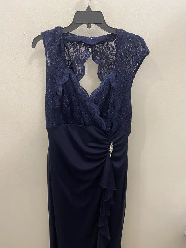 Graceful Column V Neck Cap Sleeve Ruffles Lace Floor-Length Mother of the Bride Dress
