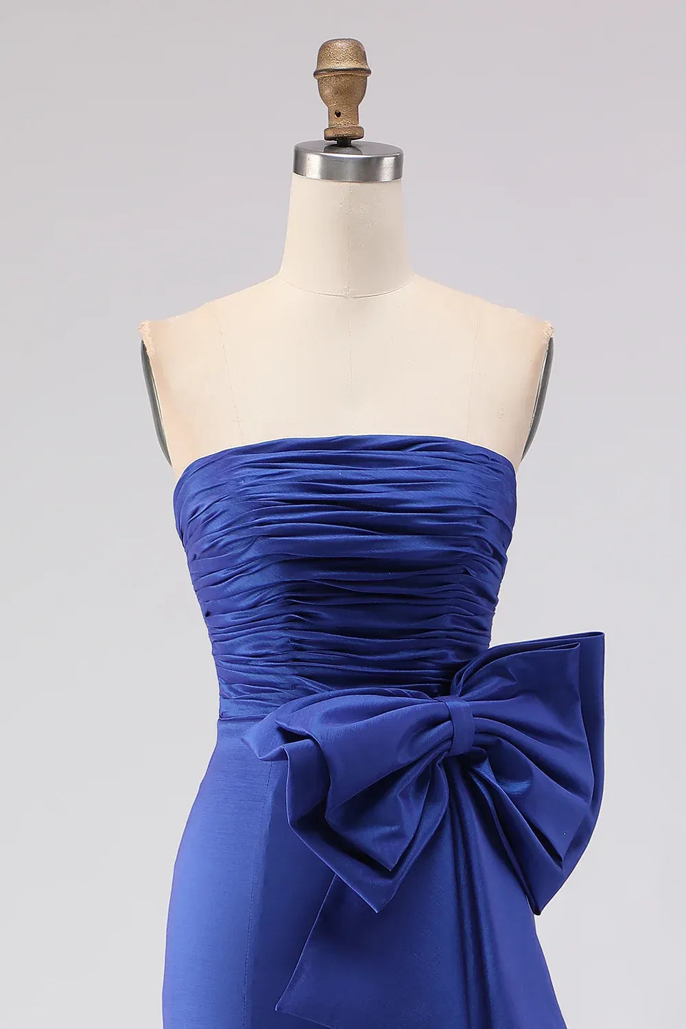 Graceful Mermaid Strapless Sleeveless Satin Ruched Floor-Length Prom Dress