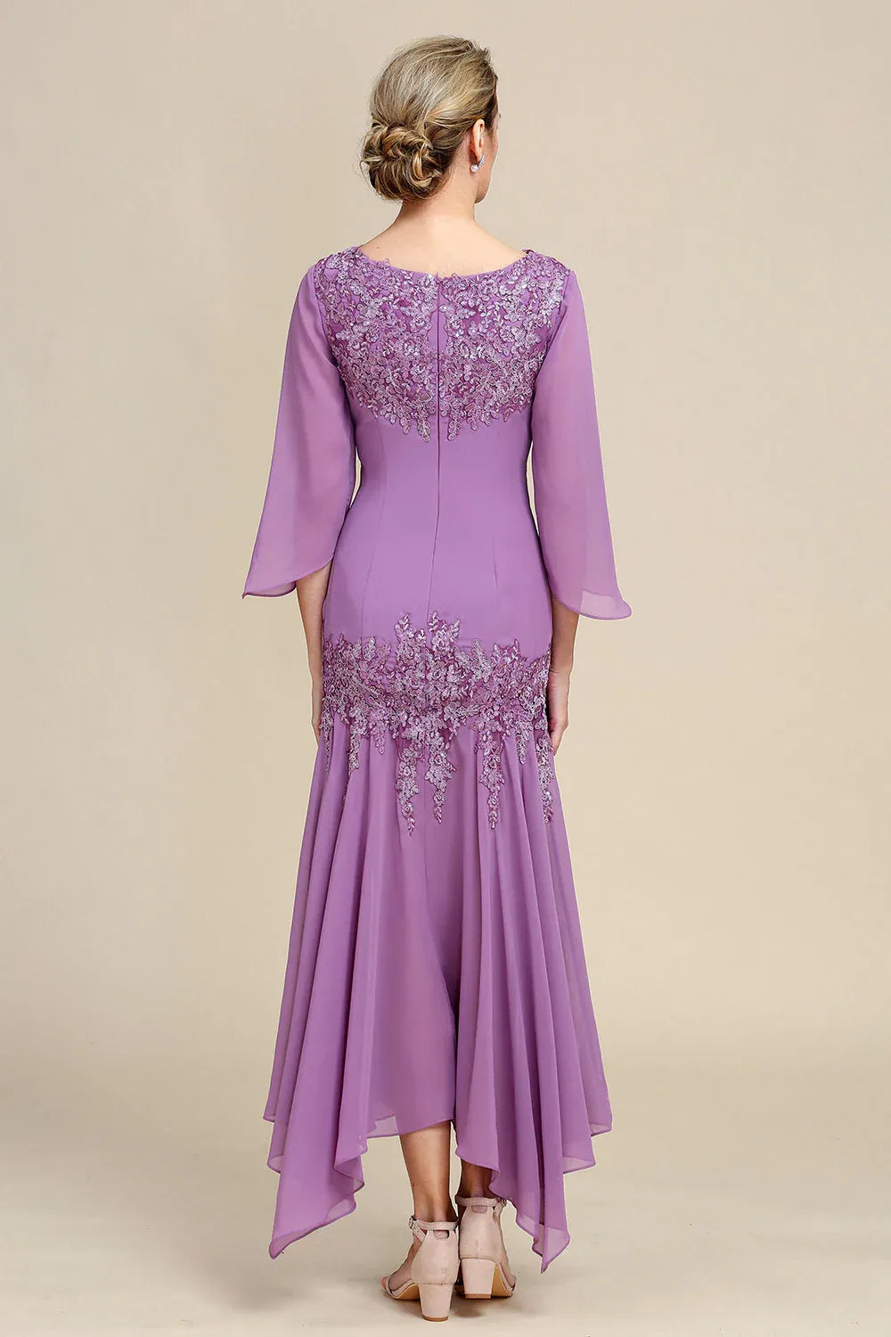 Graceful Mermaid V Neck Long Sleeve Chiffon Appliques Floor-Length Mother of the Bride Dress