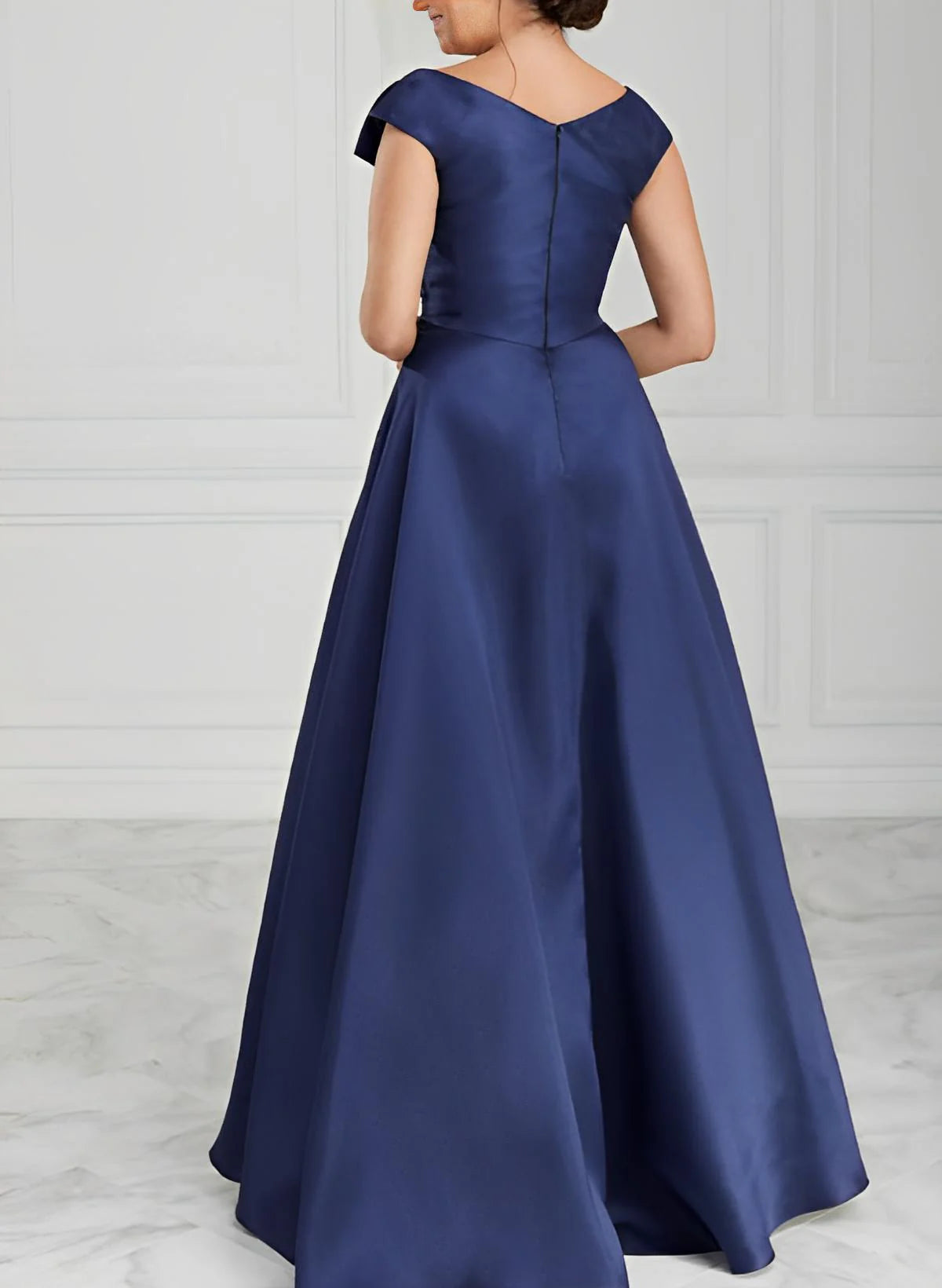 Graceful A-Line/Princess V-Neck Satin Mother Of The Bride Dresses With Ruched