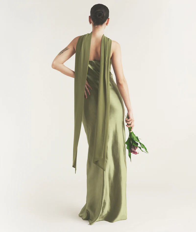 Weitese Dress Fashion Strapless Neck Satin Bridesmaid Dress Maxi Dress Backless Solid Color Sleeveless Prom Dress With Scarf