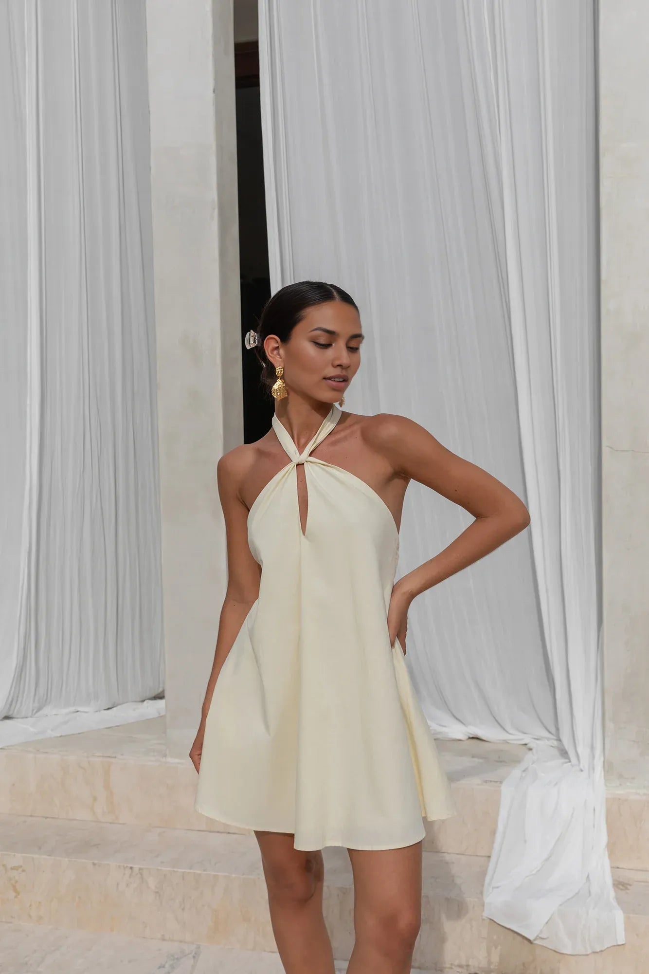 Halter Neck Knee Length Satin Dress Yellow Sleeveless A-Line Simple Solid Color Homecoming Dress