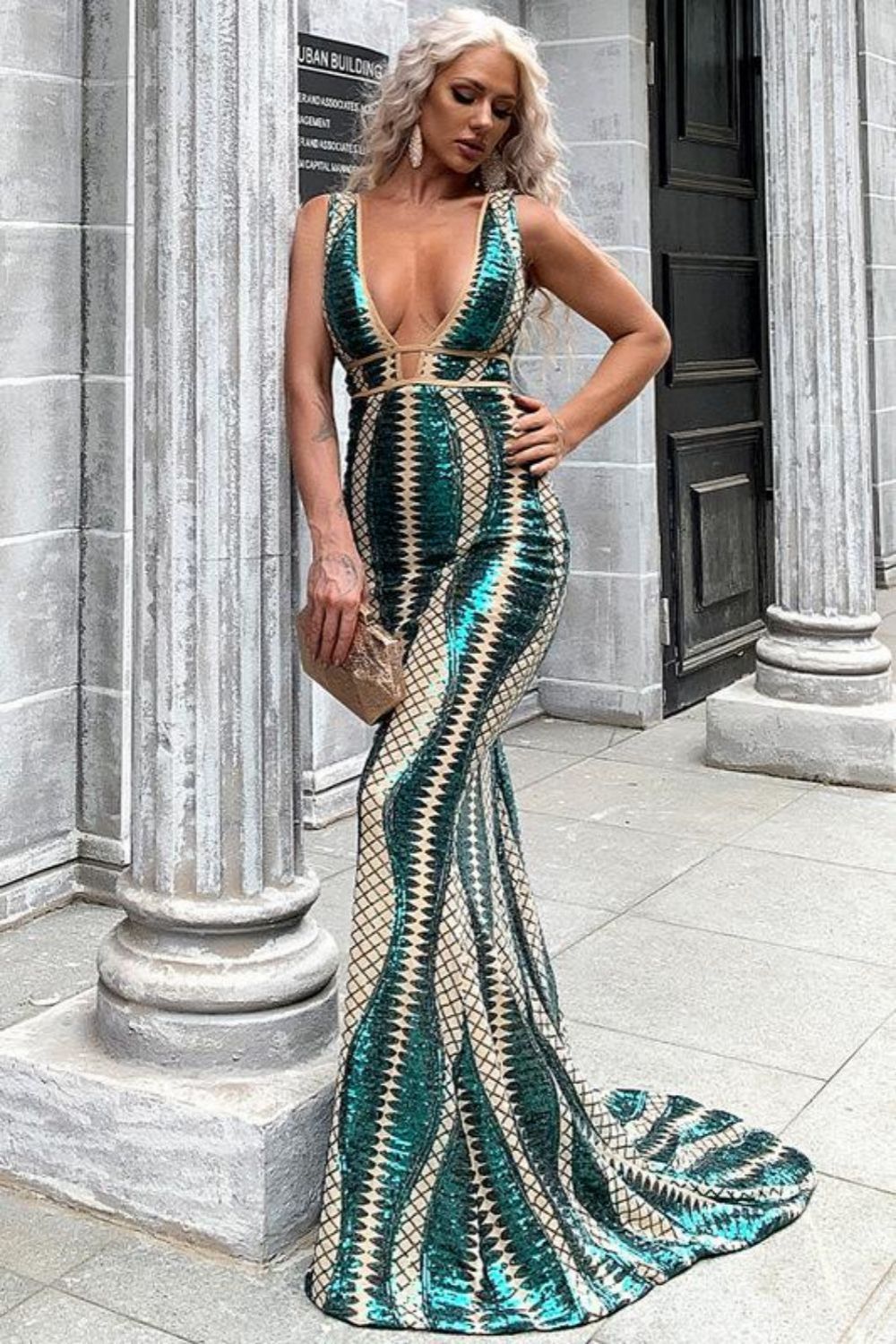 Weitese Sexy Mermaid Sweap Train Deep V Neck Prom Dress