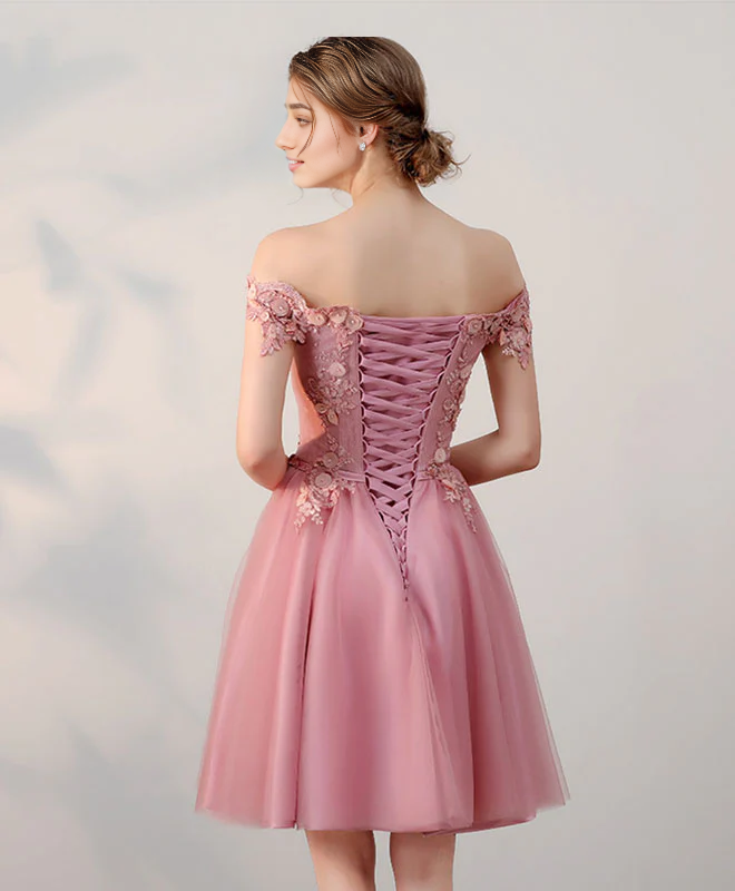 Robe de soirée en tulle et dentelle avec appliques 