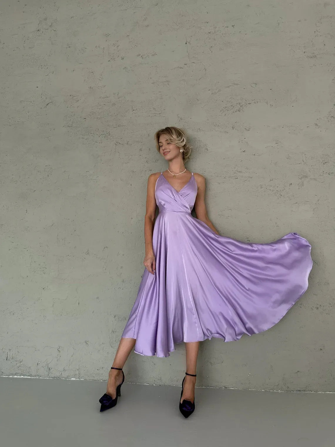 Lavender Prom Dress Without Sleeves Open Back Bridesmaids Dress For Special Occasions Light Blue Backless Prom Dress For Bridesmaids