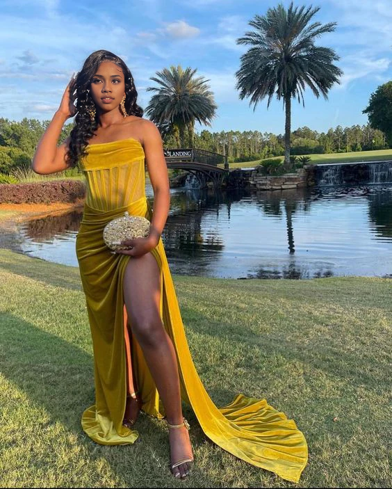 Weitese Formal Women's Dresses Strapless Velet Long Prom Dress with Slit Prom Clothing