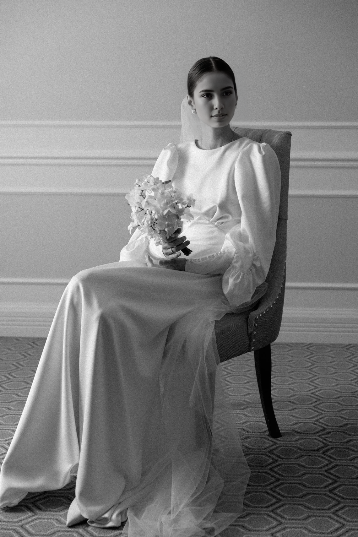 Long Sleeve Wedding Dress Minimalist Open Back Wedding Dress A-line Romantic Bride Dress With Side Hight Slit