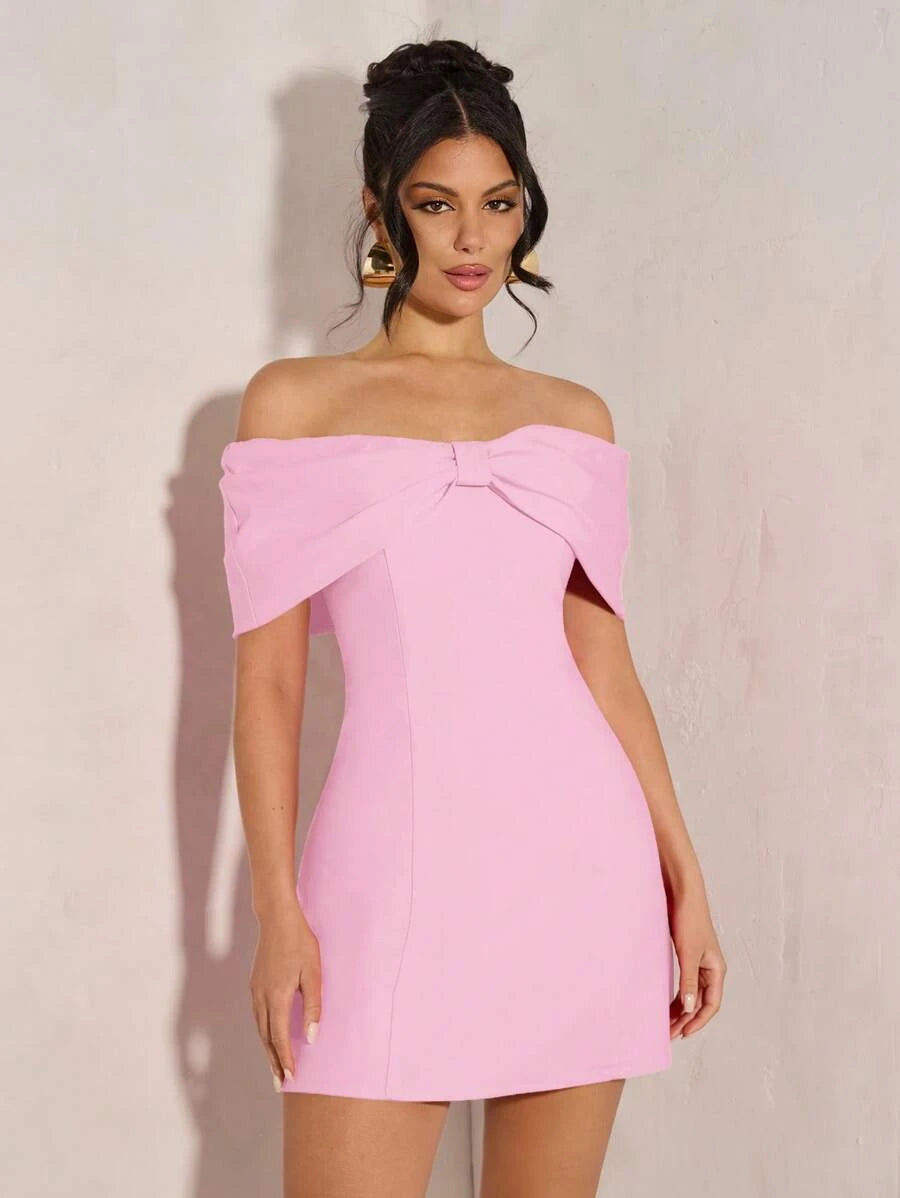Lovely Sheath Off-Shoulder Bow Fitted Pink Mini Homecoming Dress For Ladies
