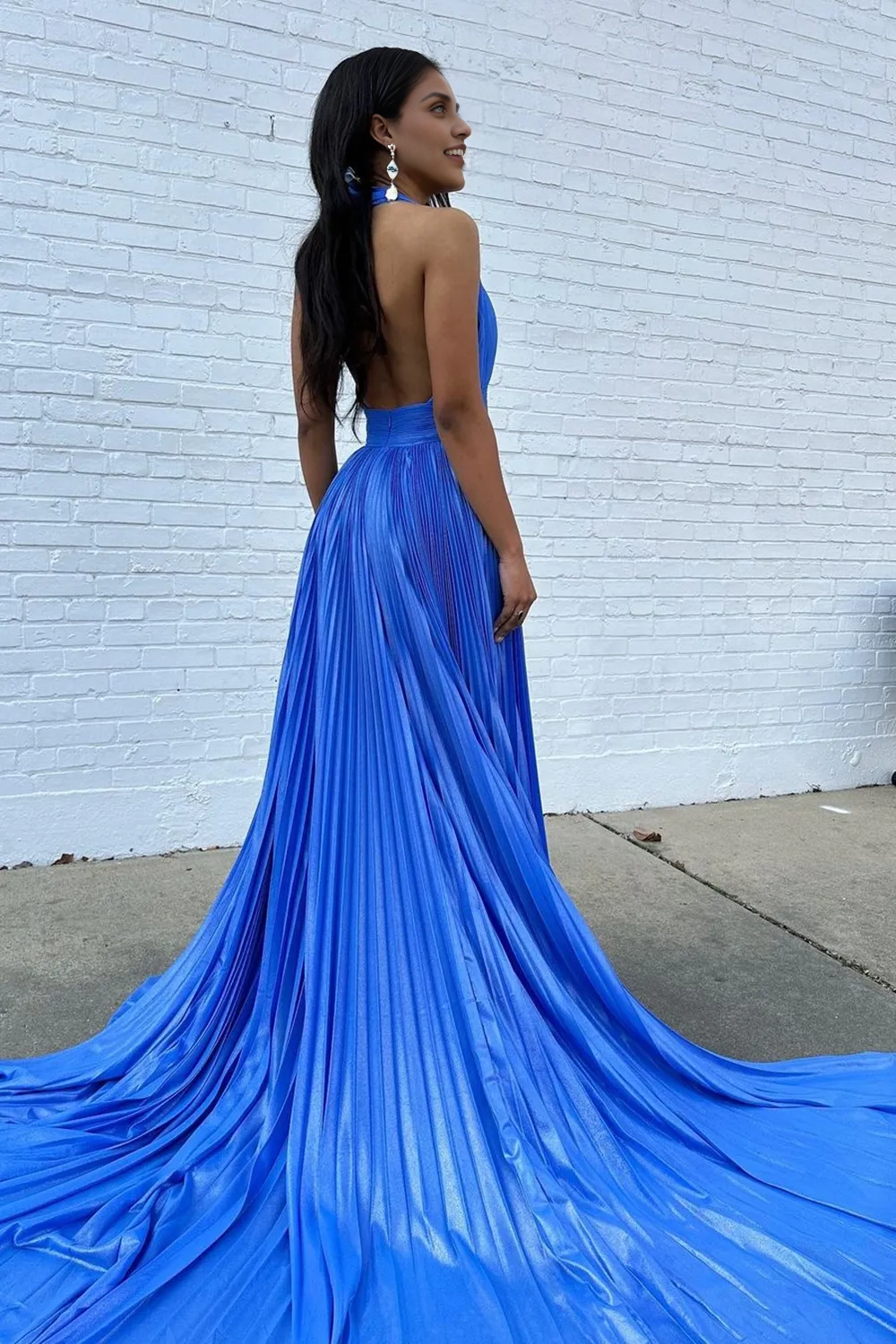 Weitese Prom Dress Store Blue Halter Neck A-Line Pleated Metallic Long Prom Dress with Slit Formal Women's Dresses