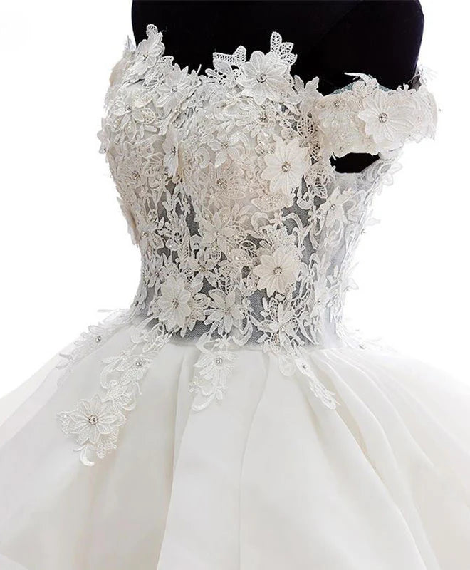 Mini-robes de soirée en tulle et dentelle avec appliques