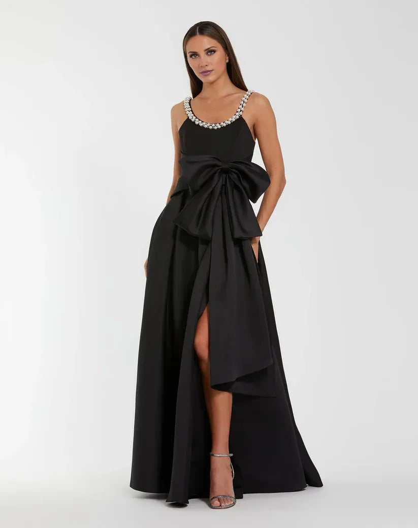 Modern A-Line Pearl Neck Sleeveless Backless Floor-Length Prom Dress