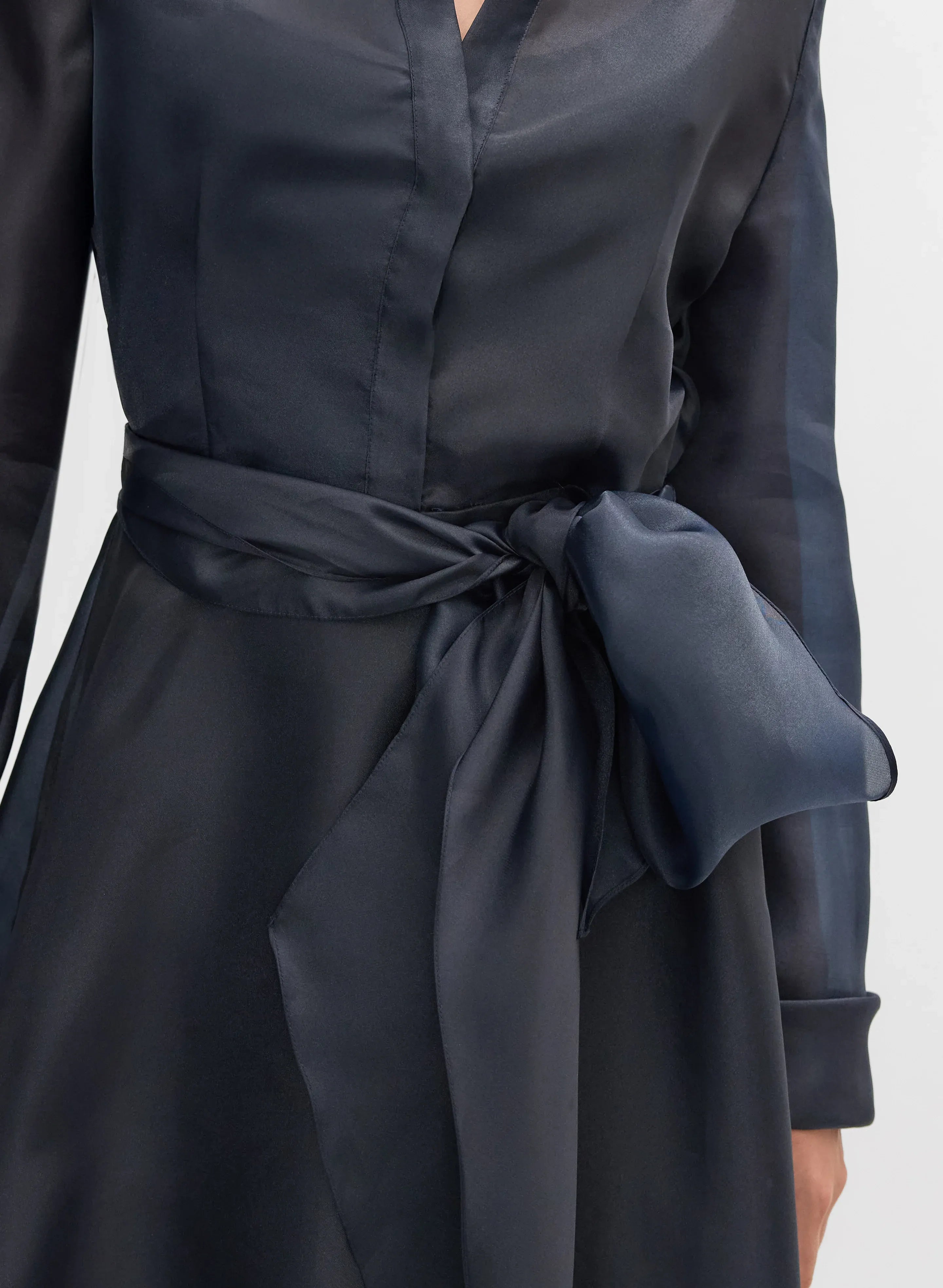 Modern A-Line Shirt Collar Long Sleeve Full Coverage Back Floor-Length Prom Dress